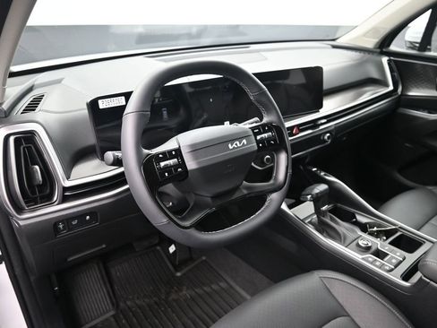 New 2026 Kia Sorento EX FWD image 14