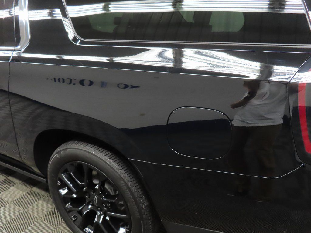 Used 2025 Chevrolet Suburban High Country AWD/4WD image 49