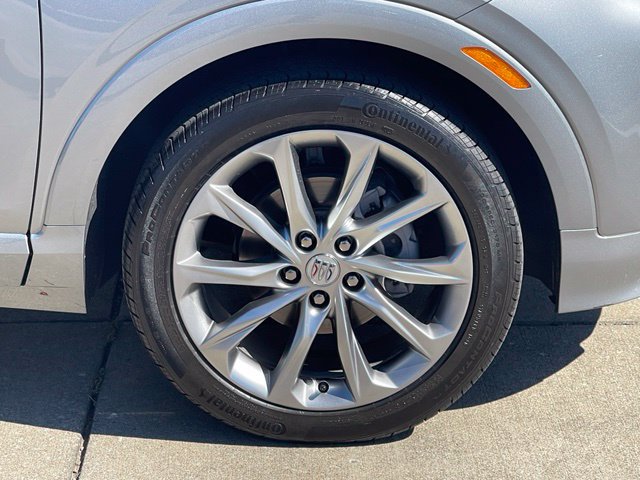 Used 2024 Buick Encore GX Avenir w/ Avenir Technology Package FWD image 9