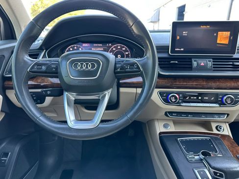 Used 2018 Audi Q5 2.0T Premium Plus AWD/4WD image 28