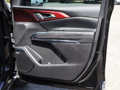 Used 2026 Chevrolet Traverse RS w/ LPO, Floor Liner Package FWD image 46