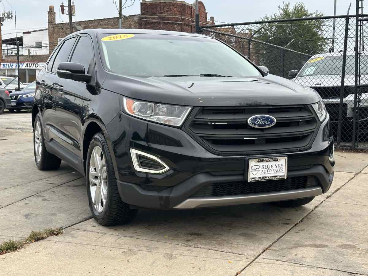 Used 2018 Ford Edge Titanium AWD/4WD image 3