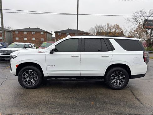 Used 2024 Chevrolet Tahoe Z71 w/ Luxury Package image 3