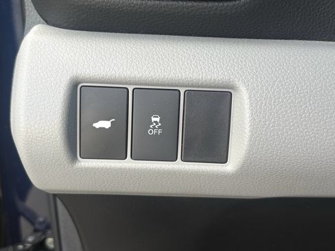 Certified 2025 Honda Pilot Touring image 13