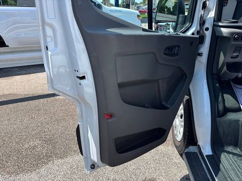 Used 2025 Ford Transit 250 Low Roof w/ Exterior Upgrade Package RWD image 9