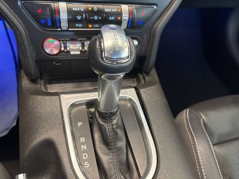 Used 2022 Ford Mustang Premium RWD image 27