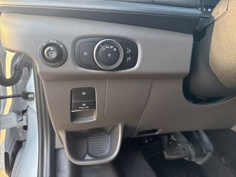 Used 2023 Ford Transit 250 Medium Roof AWD image 17