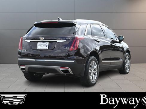 Used 2021 Cadillac XT5 Premium Luxury AWD/4WD image 5