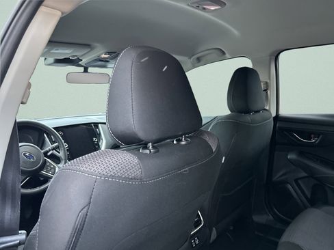 Used 2025 Subaru Outback Premium image 13