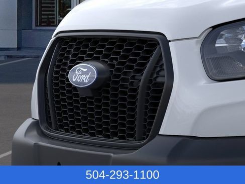 New 2026 Ford Transit 250 148 Medium Roof RWD image 19
