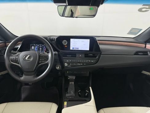 Used 2025 Lexus ES 350 w/ Premium Package FWD image 31