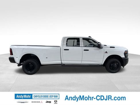 New 2026 RAM 3500 Tradesman AWD/4WD image 8
