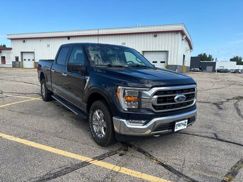 Used 2021 Ford F150 XLT w/ Equipment Group 302A High AWD/4WD image 3