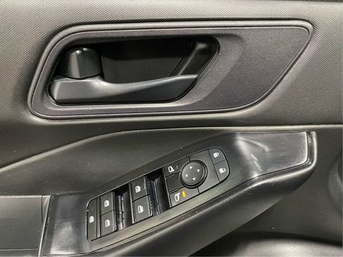 Certified 2024 Nissan Rogue S AWD/4WD image 10