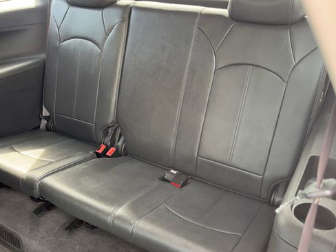 Used 2012 GMC Acadia SLT image 7