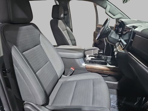 Certified 2023 GMC Sierra 1500 Elevation image 13