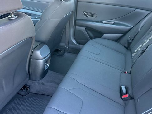 New 2025 Hyundai Elantra Sport image 12