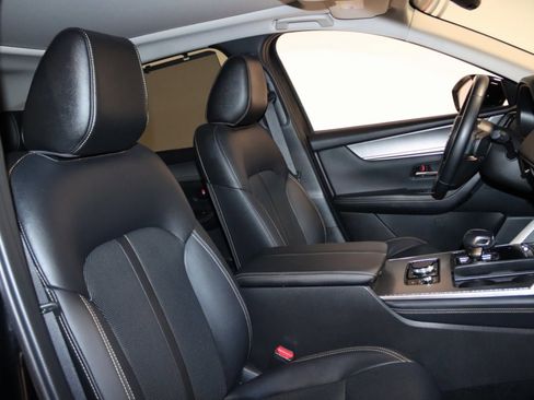 Used 2025 MAZDA CX-70 Plug-In Hybrid w/ Premium Pkg image 52