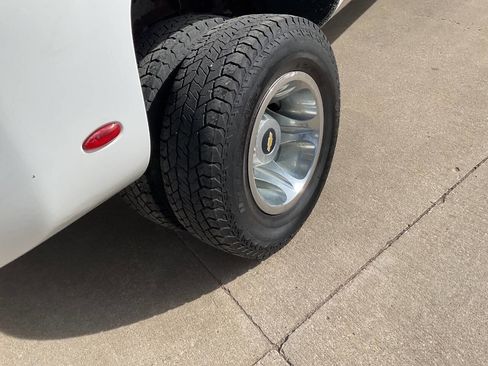 Used 2011 Chevrolet Silverado 3500 LT w/ Interior Plus Package image 10