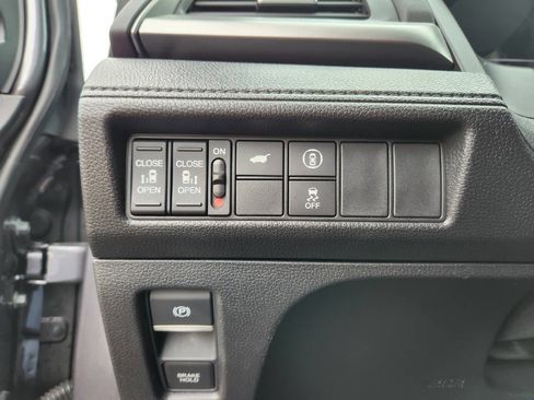 Used 2023 Honda Odyssey EX-L image 22