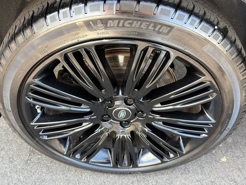Used 2019 Land Rover Range Rover Supercharged AWD/4WD image 22