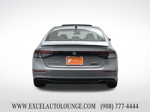 Used 2023 Honda Accord Sport image 5
