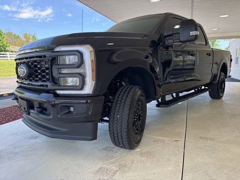 Used 2024 Ford F250 XL w/ STX Appearance Package AWD/4WD image 10