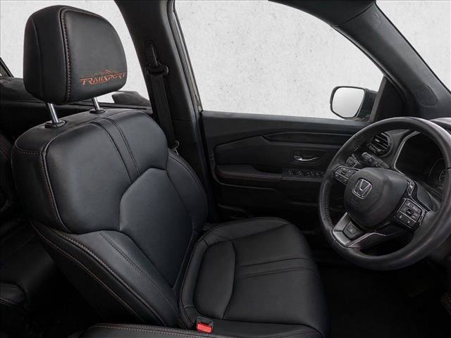 Certified 2023 Honda Pilot TrailSport image 20