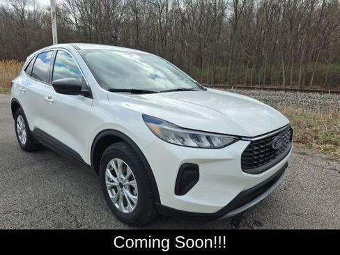 Used 2023 Ford Escape Active image 9