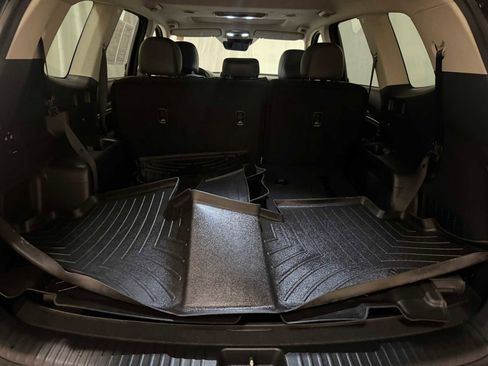 Used 2021 Kia Telluride EX image 25