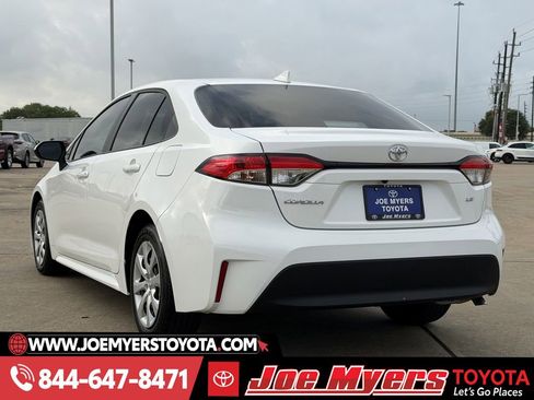 Certified 2025 Toyota Corolla LE image 7