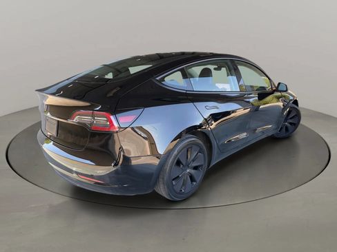 Used 2023 Tesla Model 3 Standard Range RWD image 5