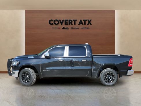 Used 2022 RAM 1500 Laramie AWD/4WD image 2