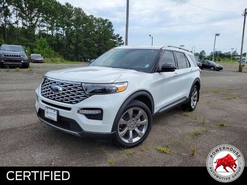 Certified 2020 Ford Explorer Platinum w/ Premium Technology Package AWD/4WD image 1