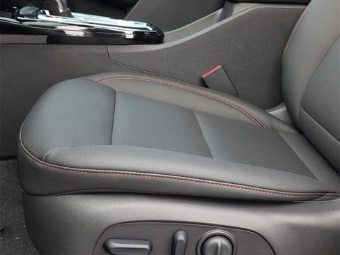 New 2026 Chevrolet Trax RS image 14