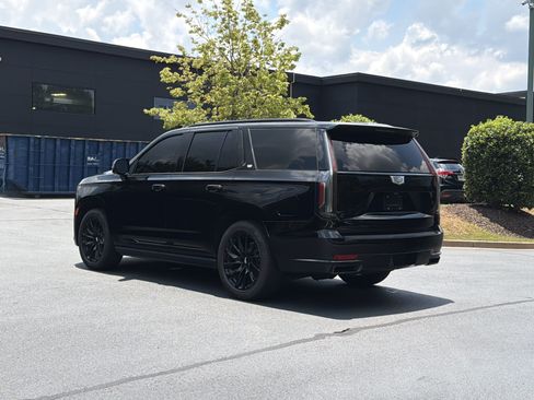 Used 2021 Cadillac Escalade Sport w/ Driver Assist Tech Package AWD/4WD image 16