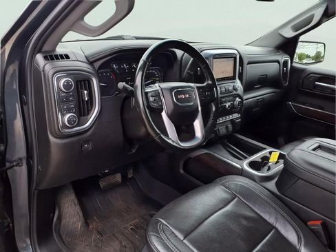 Used 2019 GMC Sierra 1500 SLT w/ SLT Convenience Package AWD/4WD image 8
