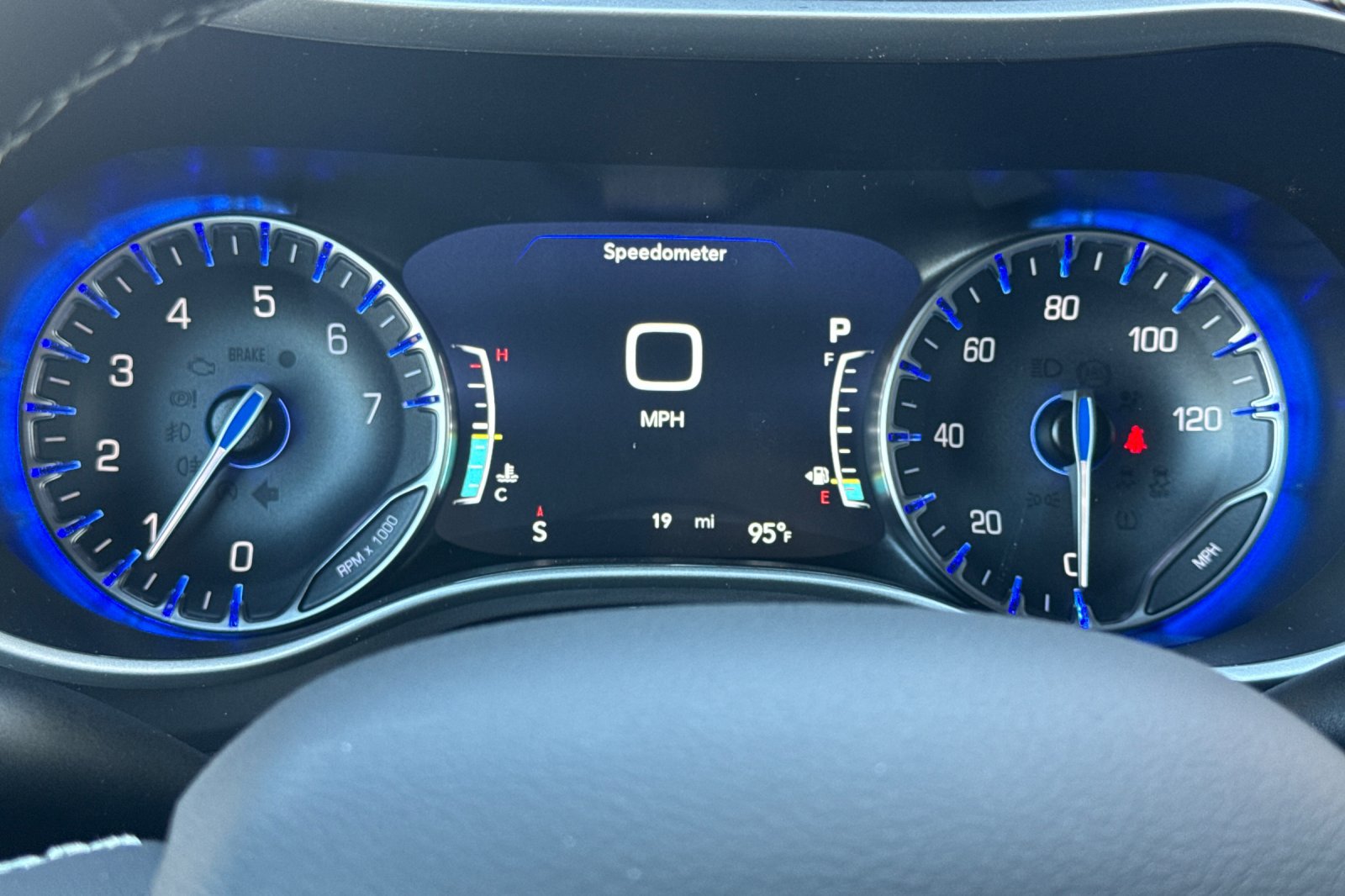 New 2027 Chrysler Pacifica Select FWD image 22