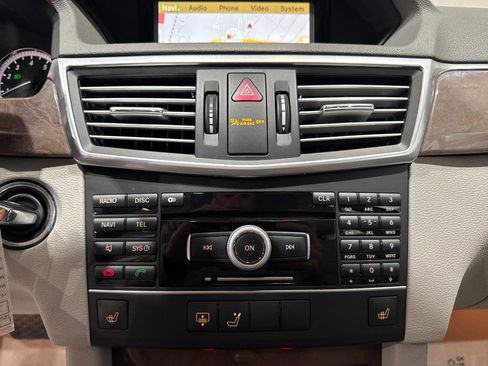 Used 2011 Mercedes-Benz E 350 Sedan image 44