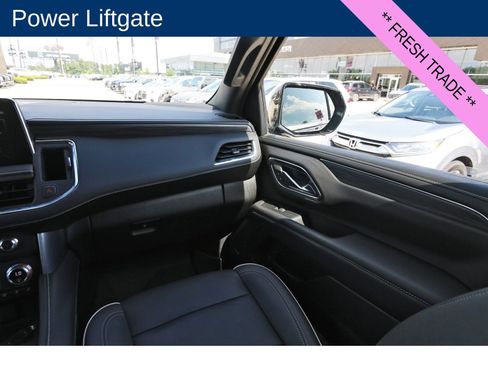Used 2023 GMC Yukon SLT w/ SLT Luxury Package RWD image 12