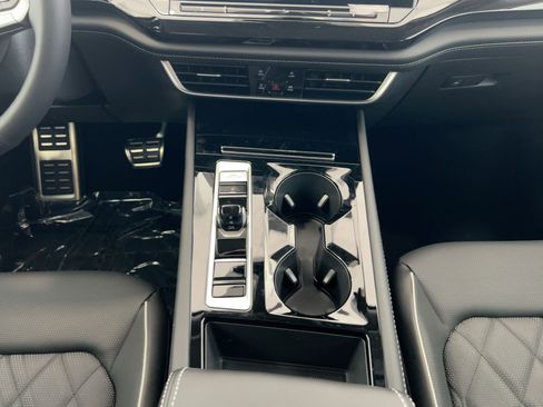 New 2026 Volkswagen Atlas SEL Premium R-Line AWD/4WD image 25