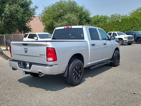 Used 2016 RAM 1500 Express AWD/4WD image 7