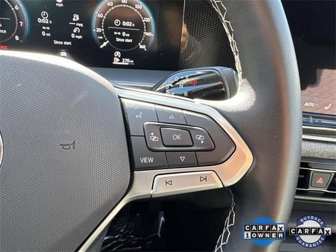 Used 2025 Volkswagen Tiguan S image 18