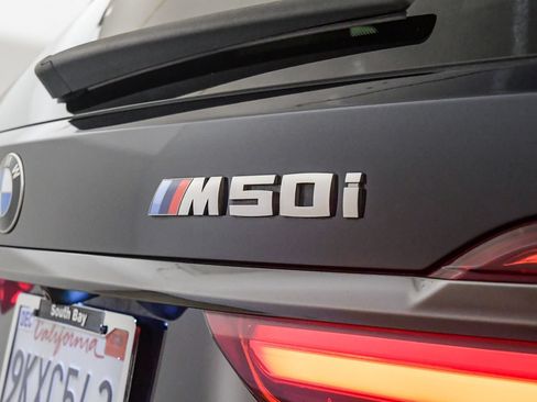 Used 2021 BMW X7 M50i w/ Executive Package AWD/4WD image 13