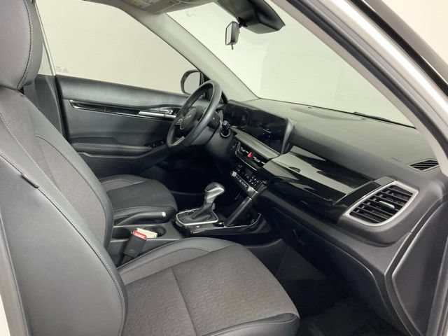 Used 2025 Kia Seltos S FWD image 16