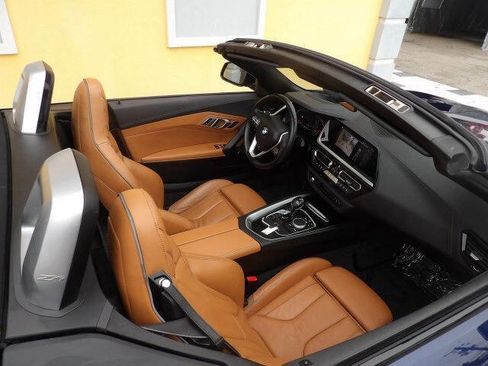 Used 2020 BMW Z4 sDrive30i w/ Premium Package image 24