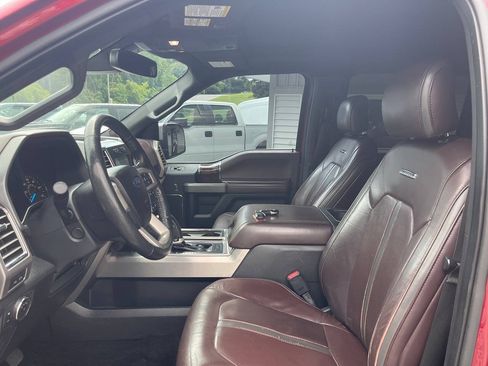 Used 2016 Ford F150 Platinum w/ Equipment Group 701A Luxury AWD/4WD image 20