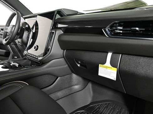 New 2026 GMC Yukon Elevation image 24