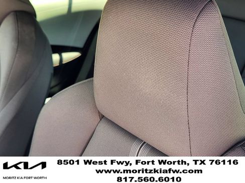 Used 2025 Toyota Corolla SE FWD image 14