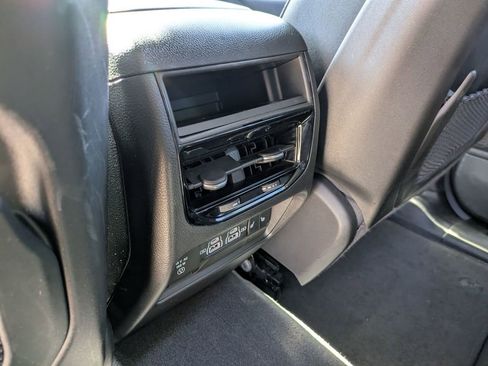 Used 2023 Jeep Grand Cherokee Limited AWD/4WD image 27